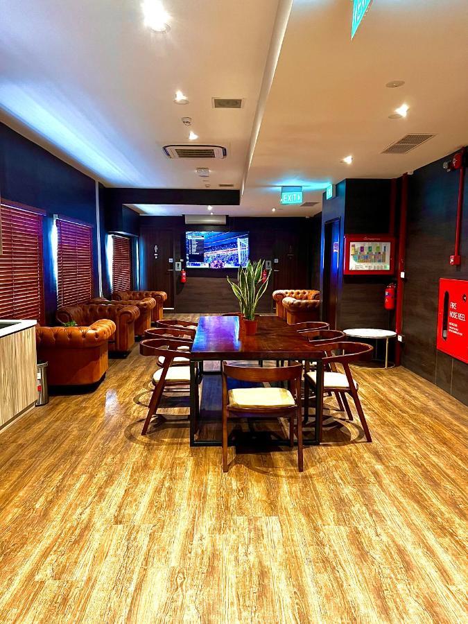 Arena Esports Hotel @ Bugis Village Сингапур Экстерьер фото
